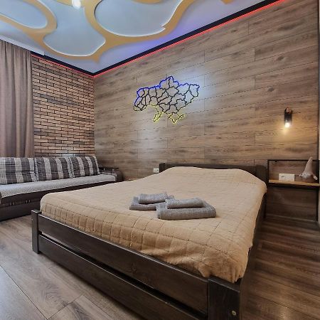 Petropavlivska Apartment Тиха Вуличка В Центрі Старого Міста Kamjanets-Podilsky Buitenkant foto