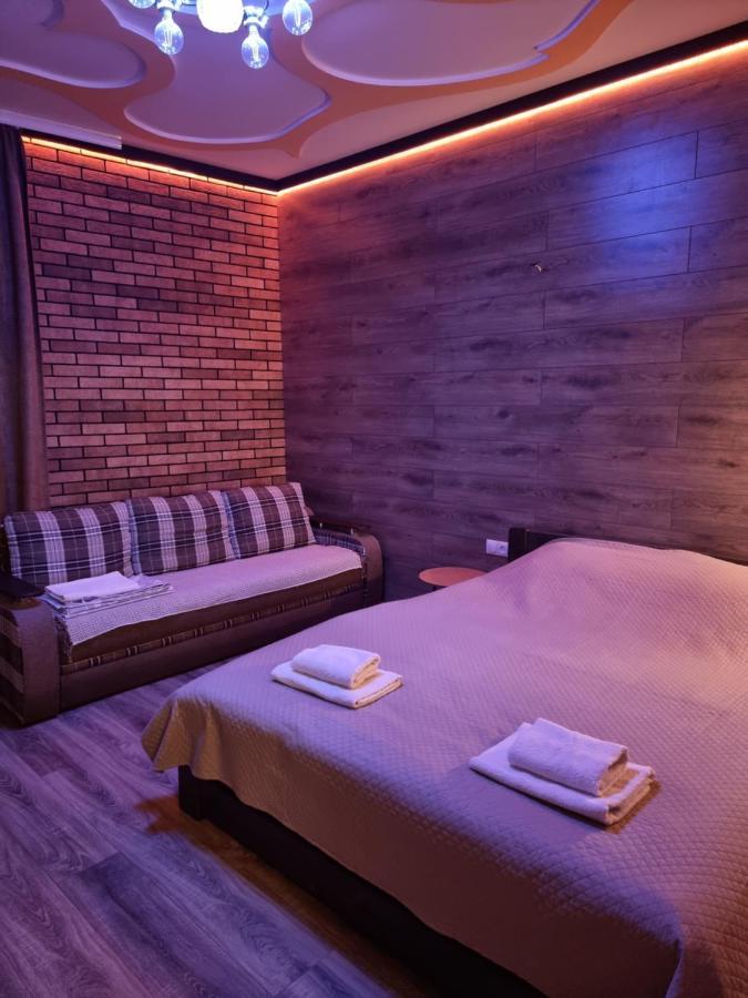 Petropavlivska Apartment Тиха Вуличка В Центрі Старого Міста Kamjanets-Podilsky Buitenkant foto