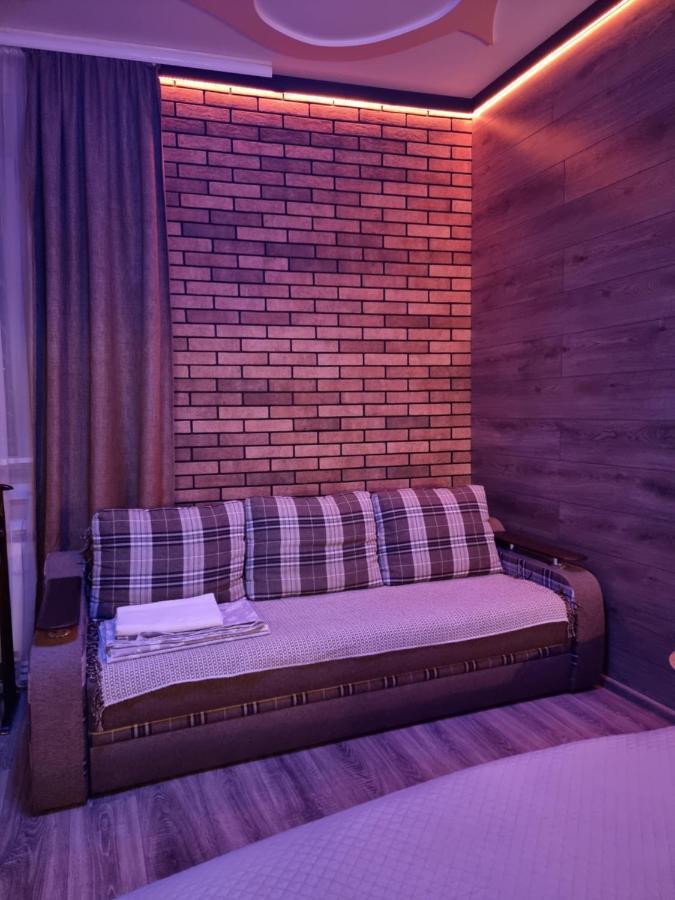 Petropavlivska Apartment Тиха Вуличка В Центрі Старого Міста Kamjanets-Podilsky Buitenkant foto