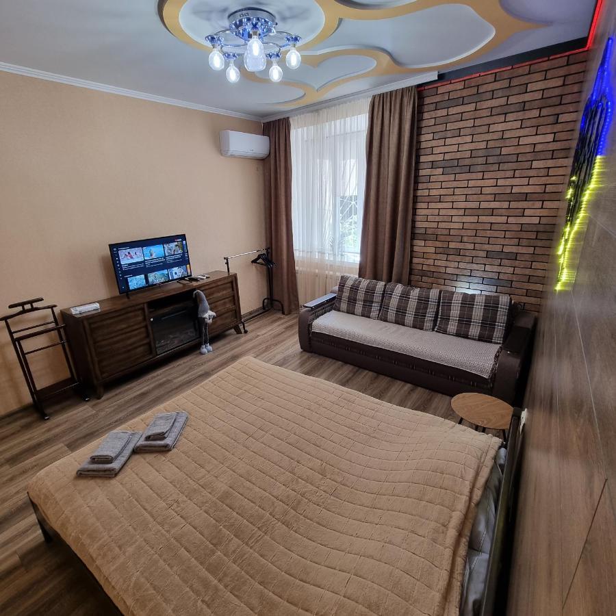 Petropavlivska Apartment Тиха Вуличка В Центрі Старого Міста Kamjanets-Podilsky Buitenkant foto