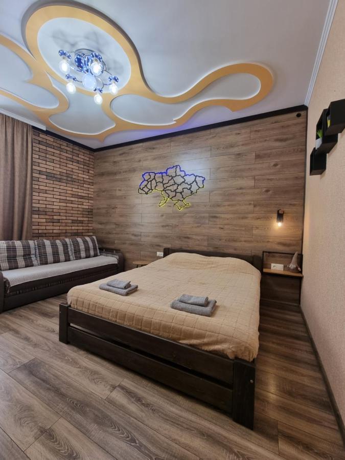 Petropavlivska Apartment Тиха Вуличка В Центрі Старого Міста Kamjanets-Podilsky Buitenkant foto